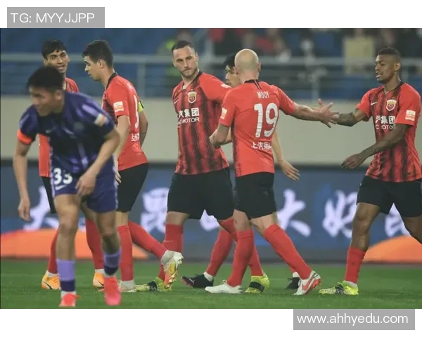 赛后复盘：广州与杭州网球队默契配合的精彩瞬间与战术分析