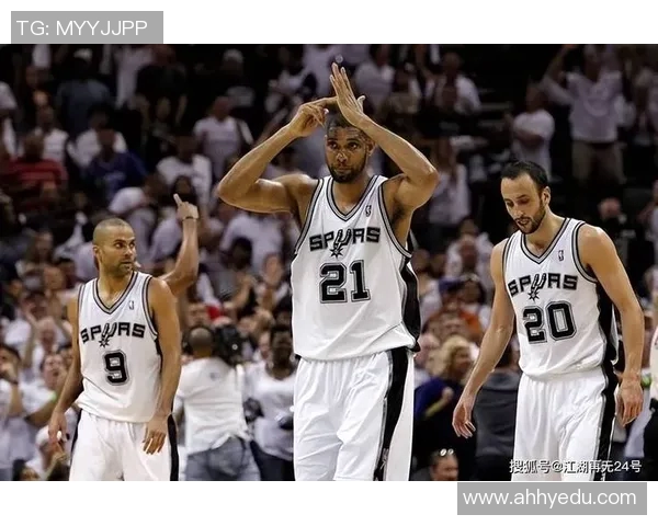 2009年湖人对决马刺的经典对抗赛回顾与分析