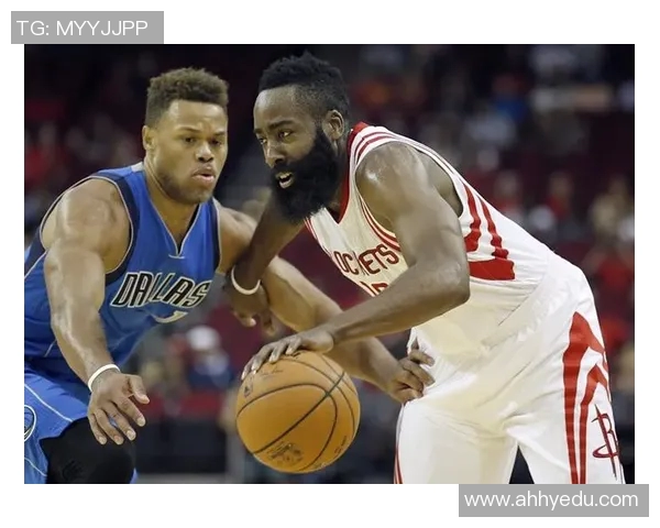 2005年NBA季后赛火箭与小牛的精彩对决回顾与分析