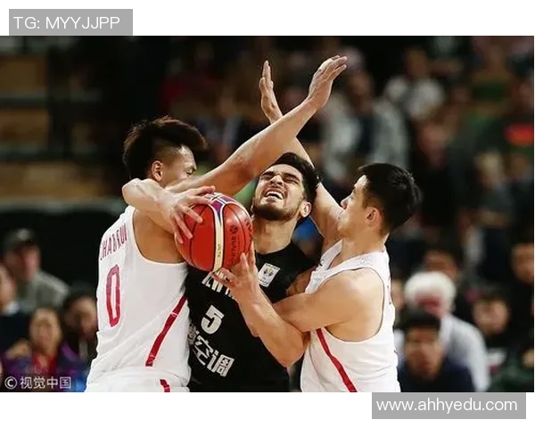 中国男篮对阵勇士精彩录像回放全程回顾与分析
