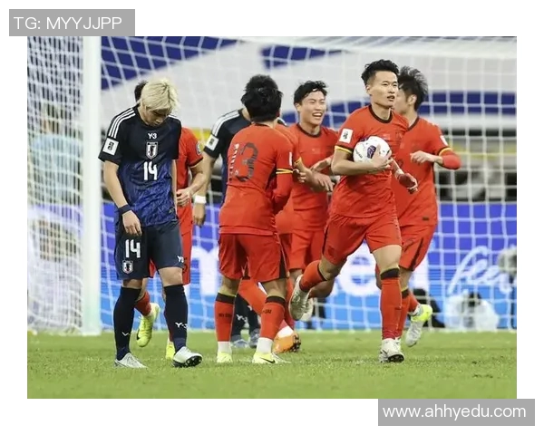 弗拉门戈与基多大学的激烈对决展现足球魅力与团队精神