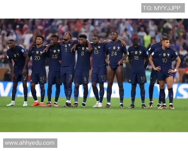 姆巴佩领衔法国队冲击世界杯冠军前景分析与个人发展路径探讨