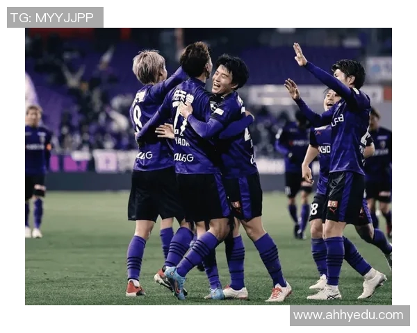 广岛三箭迎战浦田期待精彩对决双方球员状态火热争夺胜利荣耀