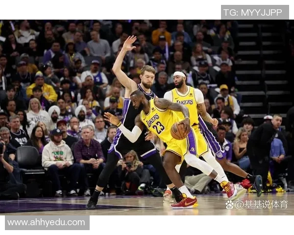 2011年西部湖人与强敌对决的精彩瞬间回顾与分析