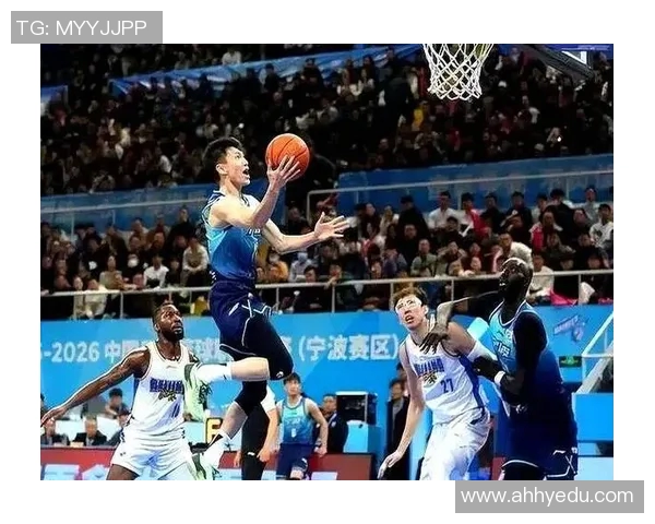 世锦赛特别报道：杭州篮球队勇闯巅峰展现逆袭精神的辉煌之路