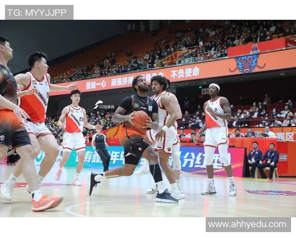 任骏飞领衔中国男篮新一代崛起之路展望与挑战分析