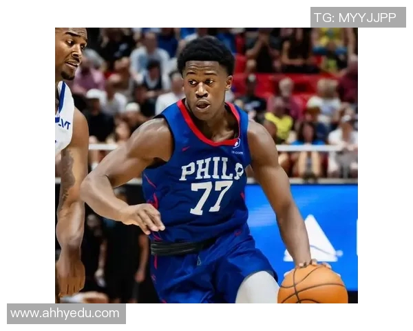 小牛队在夏季联赛中迎战太阳队展现年轻球员的潜力与激情