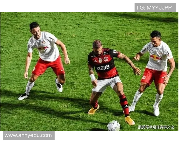 巴拉纳与弗拉门戈激战正酣谁将赢得这场足球盛宴的胜利