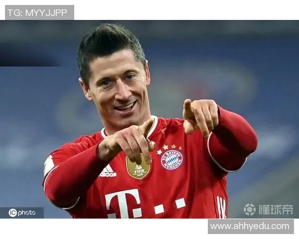 莱万携手球队再创辉煌传奇追寻足球梦想的旅程与挑战