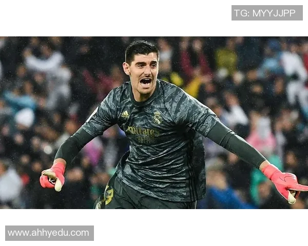 马丁内斯：从足球场上的传奇到生活中的智慧导师